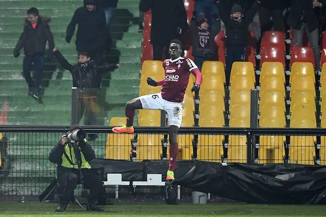 Metz's Senegalese midfielder Ismaila Sarr celebrates after scoring a goal during the French L1 football match between Metz (FCM) and Dijon FCO at the Saint Symphorien stadium on February 8, 2017 in Longeville-Les-Metz, eastern France. / AFP PHOTO / PATRICK HERTZOG