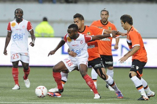 ©PHOTOPQR/OUEST FRANCE ; Lorient Nancy
Championnat de France de football , Ligue 1, 4e journée.
KARABOUE et LAUTOA