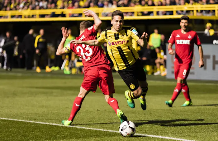 Dortmund, 29.04.2017 Raphael Guerreiro (BvB), Matthias Lehmann (Kln) Borussia Dortmund - 1. FC Kln