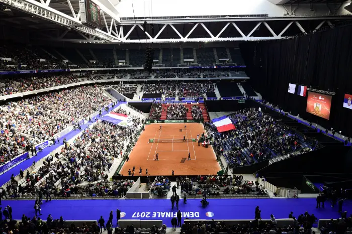 vue generale du stade Pierre Mauroy en configuration Tennis