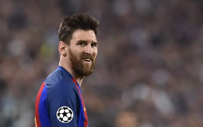 Football Soccer - Juventus v FC Barcelona - UEFA Champions League Quarter Final First Leg - Juventus Stadium, Turin, Italy - 11/4/17 Barcelona's Lionel Messi looks dejected