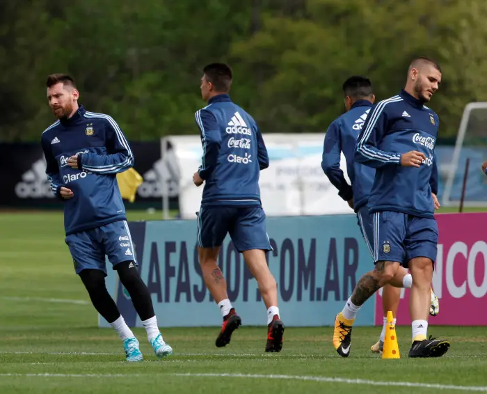Football Soccer - Argentina's national soccer team training - World Cup 2018 Qualifiers - Buenos Aires, Argentina - October 3, 2017 - Argentina's players Lionel Messi and Mauro Icardi