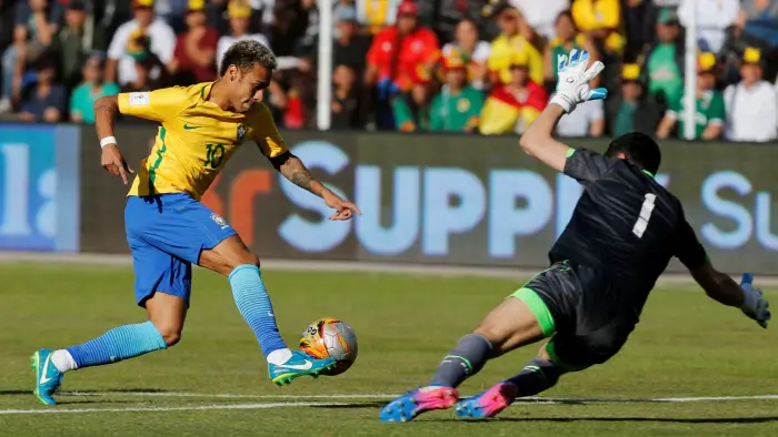 Soccer Football - 2018 World Cup Qualifications - South America - Bolivia v Brazil - Hernando Siles stadium, La Paz, Bolivia - October 5, 2017 Neymar of Brazil and golkeeper Carlos Lampe of Bolivia in action.