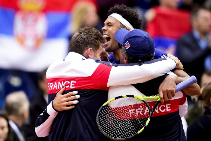 joie de Jo Wilfried Tsonga et Yannick Noah - capitaine (Fra)
joie de l equipe de France - Nicolas Mahut et Lucas Pouille