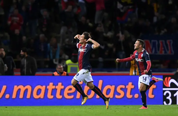 Soccer Football - Serie A - Bologna vs Inter Milan - Stadio Renato Della`Ara, Bologna, Italy - September 19, 2017  Bologna¹s Simone Verdi celebrates scoring their first goal