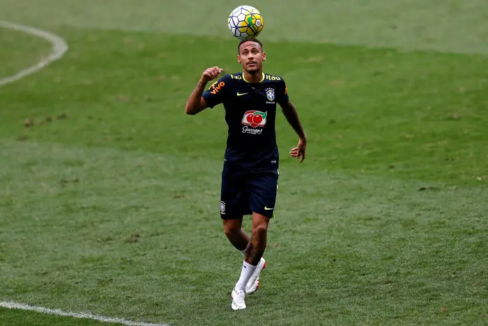 Football Soccer - Brazil's national team training - World Cup 2018 Qualifiers - Mineirao Stadium, Belo Horizonte, Brazil - 9/11/16 - Brazil's player Neymar attends a training session.