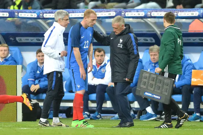 JEREMY MATHIEU - DECEPTION - BLESSURE - DIDIER DESCHAMPS (SELECTIONNEUR EQUIPE DE FRANCE) - FRANCK LE GALL  (MEDECIN EQUIPE DE FRANCE)