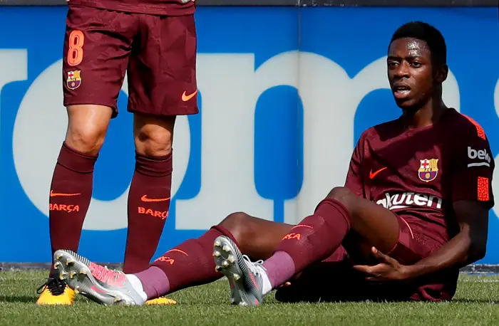 Barcelona's record signing Ousmane Dembele 
Blessure