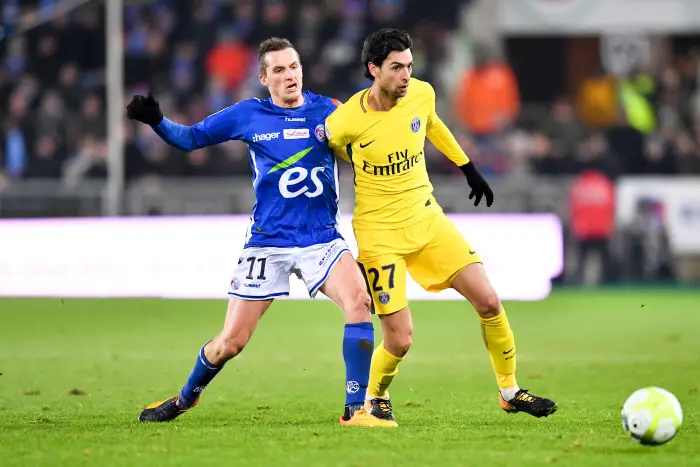 27 JAVIER PASTORE (psg) - 11 Dimitri LIENARD (stra)