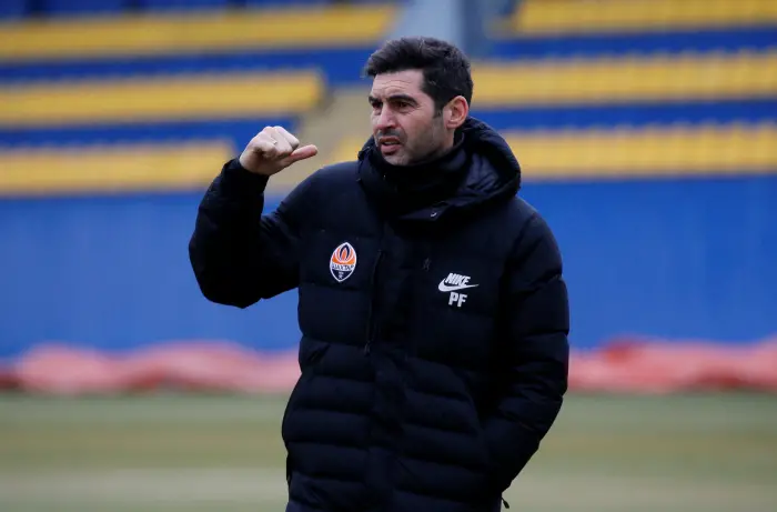 Shakhtar Donetsk coach Paulo Fonseca during training