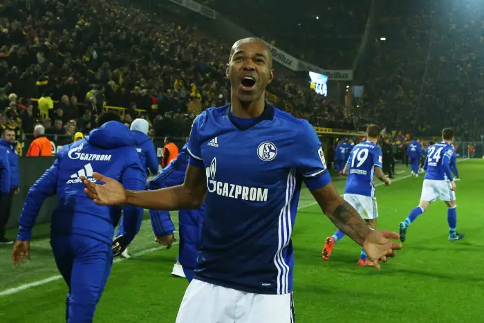 Goal scored Goal to 4 4 through Naldo S04 Schalke 04