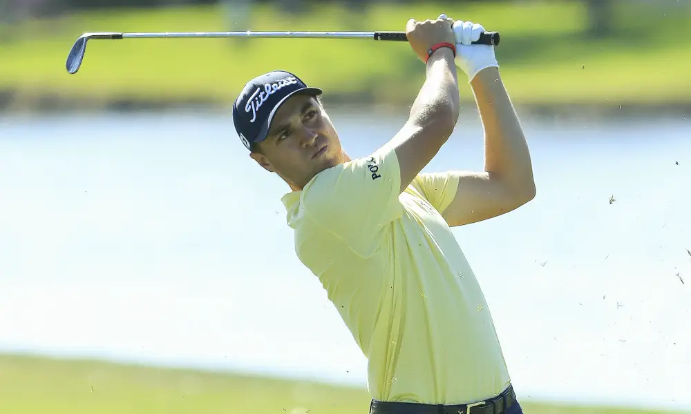 PALM BEACH GARDENS, FL - FEBRUARY 25:  Justin Thomas plays a shot on the third hole during the final round of the Honda Classic at PGA National Resort and Spa on February 25, 2018 in Palm Beach Gardens, Florida. (Photo by Sam Greenwood/Getty Images)