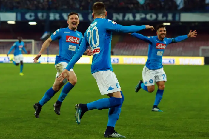 Esultanza dopo il gol di Piotr Zielinski Napoli goal celebration Mario Rui Napoli e Lorenzo Insigne Napoli