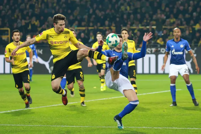 Raphael Guerreiro BVB Borussia Dortmund Guido Burgstaller S04 Schalke 04