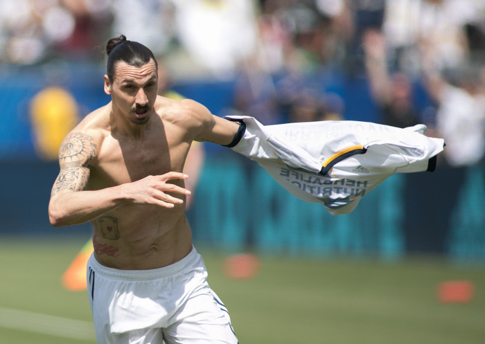 March 31, 2018 - Carson, California, U.S - Zlatan Ibrahimovic #9 of the LA Galaxy celebrates his first goal during their MLS game with the LAFC on Saturday March 31, 2018 at the StubHub Center in Carson, California. LA Galaxy loses to LAFC, 4-3.