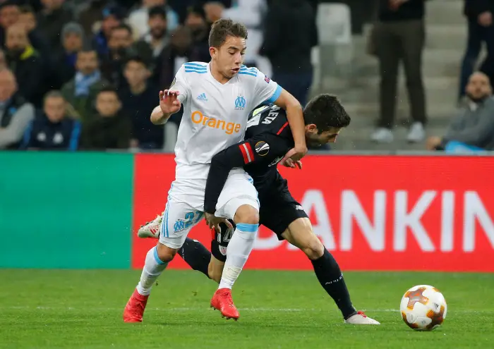 Soccer Football - Europa League Round of 16 First Leg - Olympique de Marseille vs Athletic Bilbao - Orange Velodrome, Marseille, France - March 8, 2018   Marseille's Maxime Lopez in action with Athletic Bilbao's Markel Susaeta