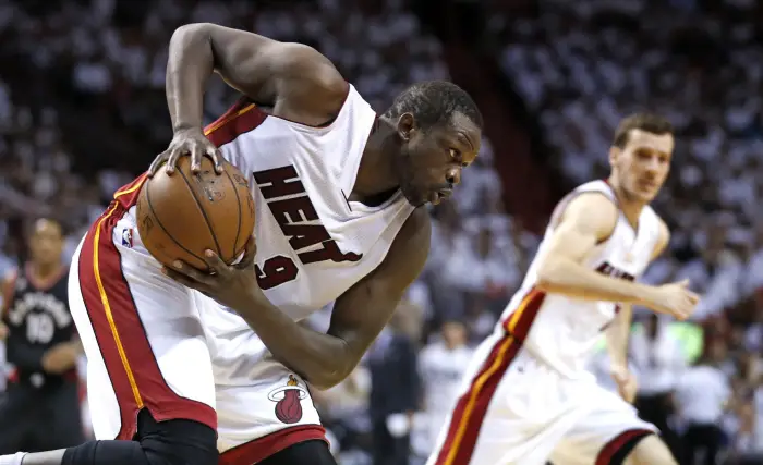 Miami Heat forward Luol Deng (9)