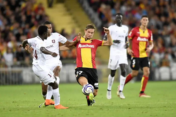 27 GUILLAUME GILLET (LENS)