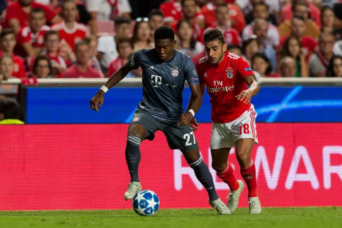 David Alaba (FCB) und Eduardo Salvio (Lissabon)