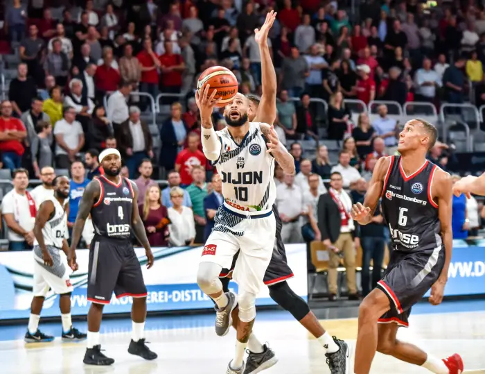 Tyrese Rice (Brose Bamberg, 4)Robert Arnold (JDA Dijon Baskets, 10) Augustine Rubit (Brose Bamberg, 21), Louis Olinde (Brose Bamberg, 16)