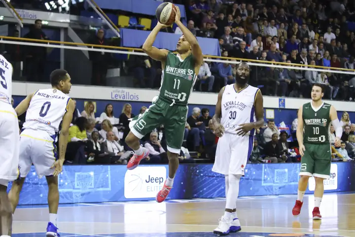 Dominic Waters (Nanterre)