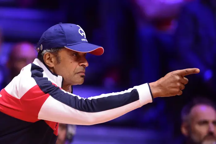 Yannick Noah - Capitaine (Fra)