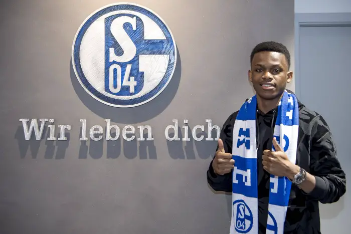 Signature of Rabbi Matondo FC Schalke 04