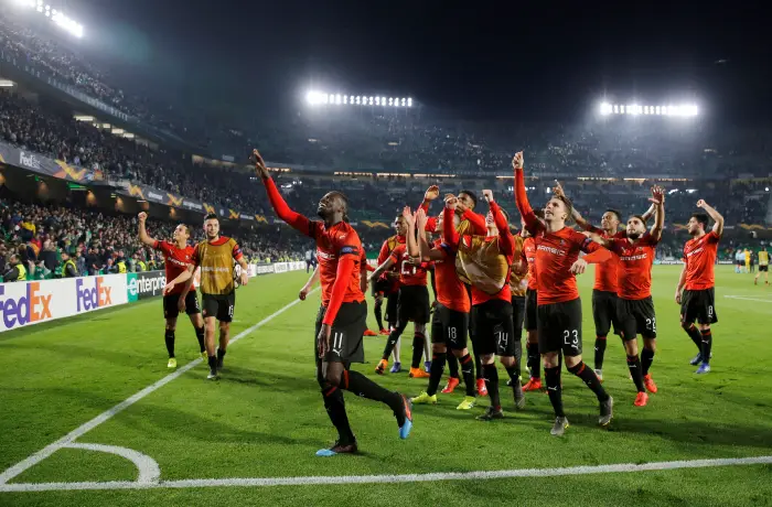 Soccer Football - Europa League - Round of 32 Second Leg - Real Betis v Stade Rennes - Estadio Benito Villamarin, Seville, Spain - February 21, 2019  Stade Rennes players celebrate after the match