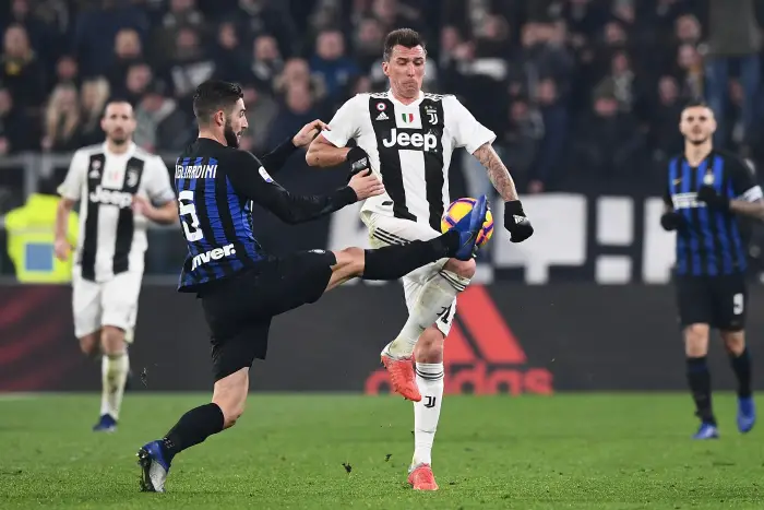 mario Mandzukic - Roberto Gagliardini