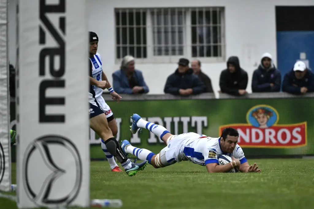 Castres's player Loic Jacquet score a try during the French Top 14 Rugby Union match between SU Agen and Castres Olympique on May 18, 2019 at the Armandie Stadium in Agen, southwestern France. (Photo by THIERRY BRETON / AFP)