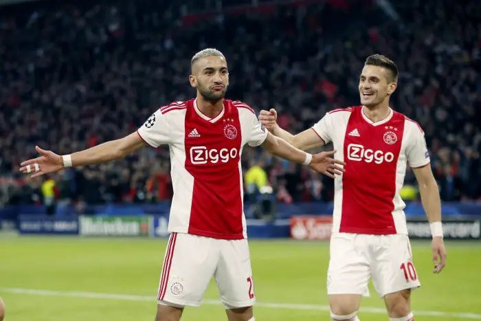 AMSTERDAM, 08-05-2019 Stadium Johan CruyffArena, Season 2018 / 2019 Champions League semi final second leg. Hakim Ziyech scores 2-0 during the game Ajax - Tottenham Hotspur. Dusan Tadic (R)