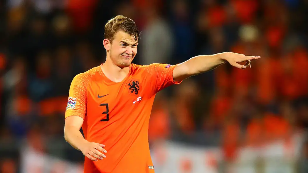 GUIMARAES, PORTUGAL - JUNE 06: Matthijs de Ligt of the Netherlands gestures during the UEFA Nations League Semi-Final match between the Netherlands and England at Estadio D. Afonso Henriques on June 06, 2019 in Guimaraes, Portugal. (Photo by Chris Brunskill/Fantasista/Getty Images)