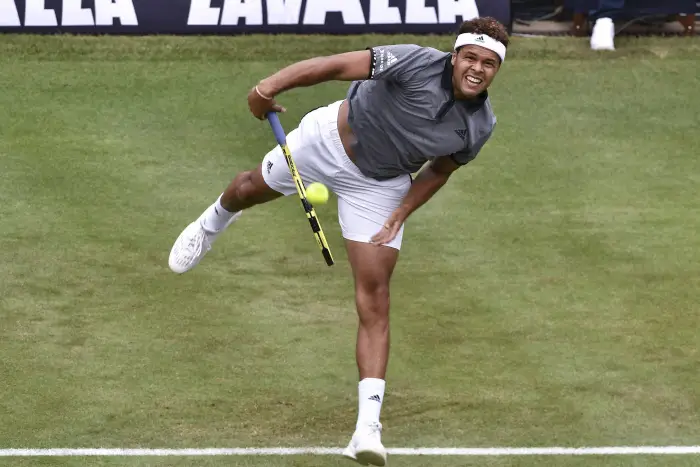 GER, Mercedes Cup 2019, ATP 250 12 06 2019, Tennisclub Weissenhof e V , Stuttgart, GER, Mercedes Cup 2019, ATP 250, Jo Wilfried TSONGA FRA vs Milos RAONIC CAN 6 in picture Jo Wilfried TSONGA FRA