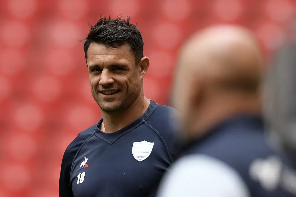 Racing 92's New Zealander fly-half Dan Carter attends the captain's run at the San Mames stadium in Bilbao on May 11, 2018 on the eve of the European Champions Cup final rugby union match between Leinster and Racing 92. (Photo by GABRIEL BOUYS / AFP)