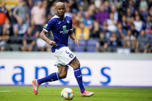 Anderlecht's Vincent Kompany runs with the ball during the Jupiler Pro League Belgian football match between RSC Anderlecht and KV Oostende on July 28, 2019 in Brussels, on the first day of the championship season 2019-2020. (Photo by JASPER JACOBS / BELGA / AFP) / Belgium OUT