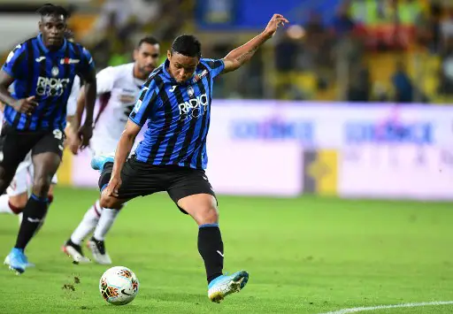 Atalanta's Colombian forward Luis Muriel kicks the ball during the Italian Serie A football match Atalanta vs Torino on September 1, 2019, at the Ennio Tardini stadium in Parma. (Photo by Miguel MEDINA / AFP)