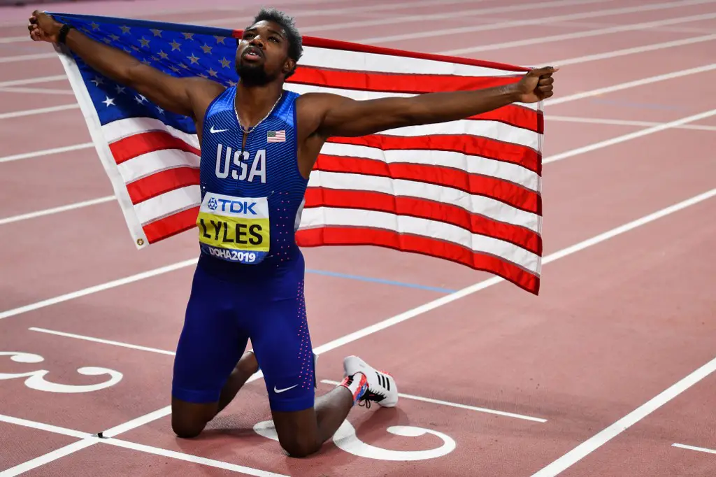 USA's Noah Lyles celebrates winning the Men's 200m final at the 2019 IAAF Athletics World Championships at the Khalifa International stadium in Doha on October 1, 2019. (Photo by ANDREJ ISAKOVIC / AFP)