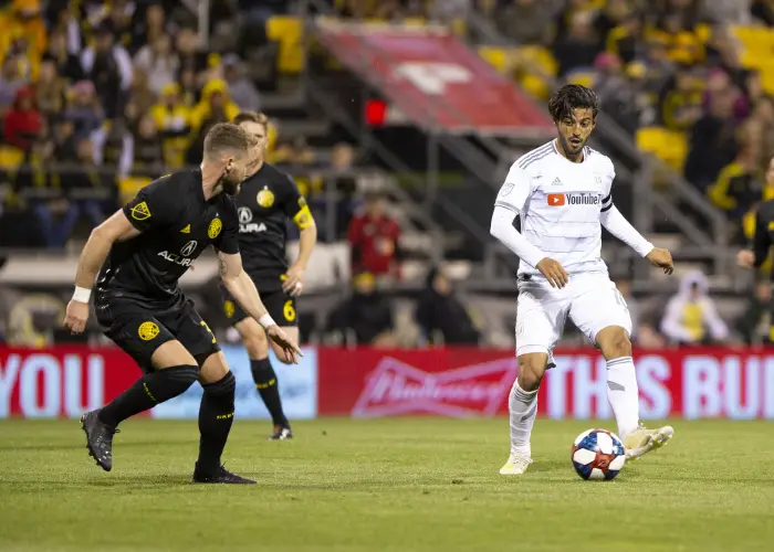 Los Angeles FC forward Carlos Vela (10) controls the ball during the game between the Columbus Crew SC and the Los Angeles FC at MAPFRE Stadium in Columbus, Ohio on May 11, 2019.
