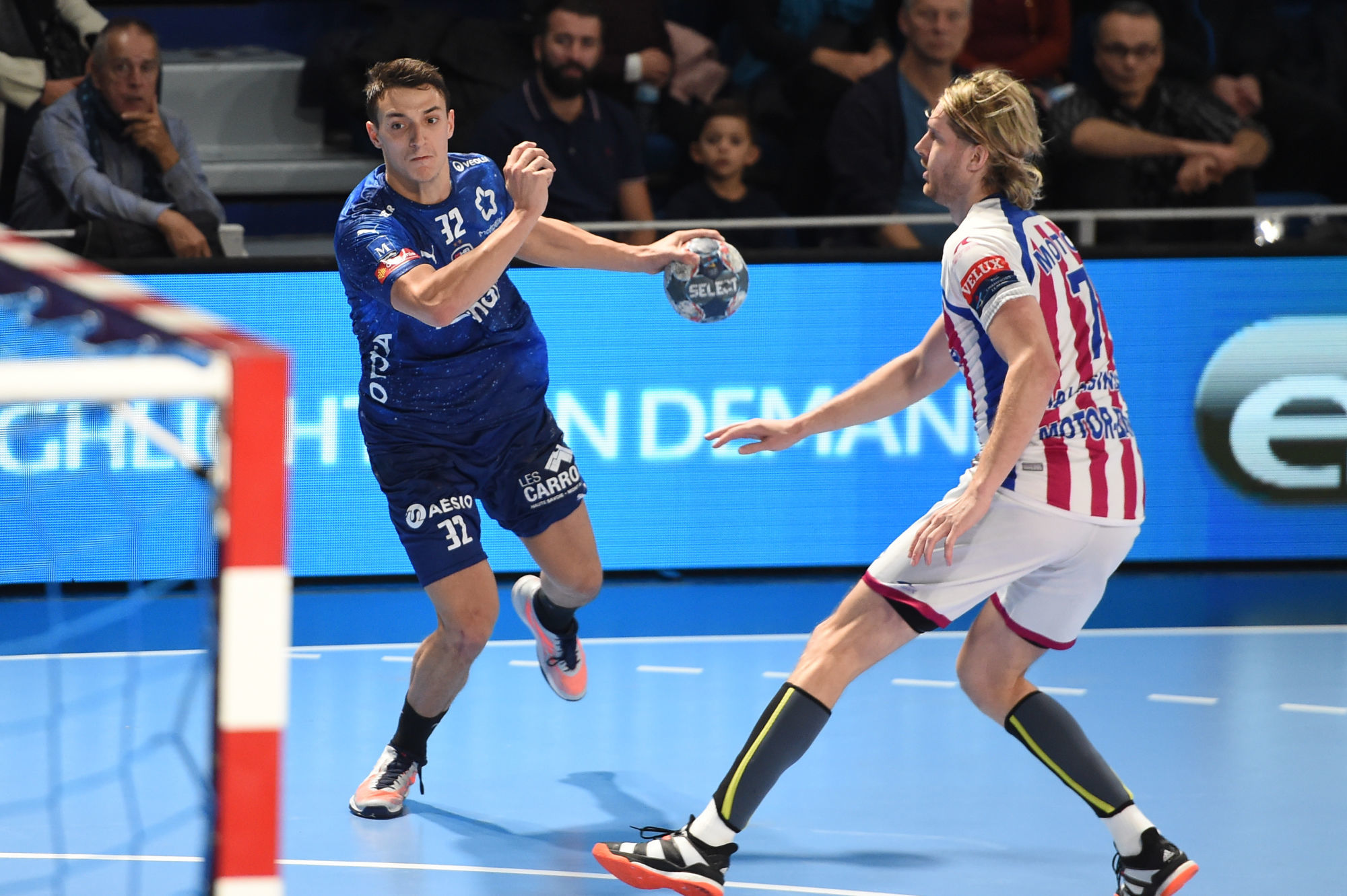 Yanis LENNE of Montpellier and Aidenas MALASINSKAS of ZAPOROZHYE  during the Champions League, Group B match between Montpellier Handball and Motor Zaporozhye on November 17, 2019 in Montpellier, France. (Photo by Alexandre Dimou/Icon Sport) - Palais des sports Rene-Bougnol - Montpellier (France)