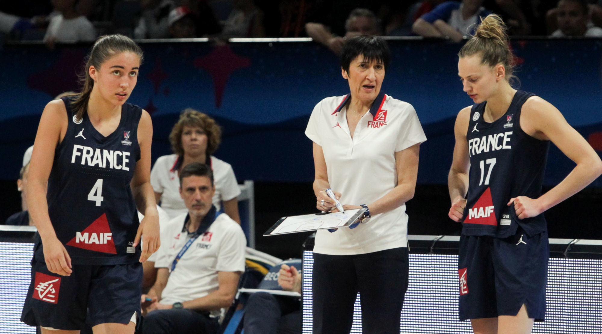 Marine Fauthoux, head coach Valerie Garnier and Marine Johannes of France during the Women's EuroBasket Final match between Spain and France, Belgrade, Serbia, on July 7th, 2019.
Photo : Aleksandar Djorovic / Icon Sport