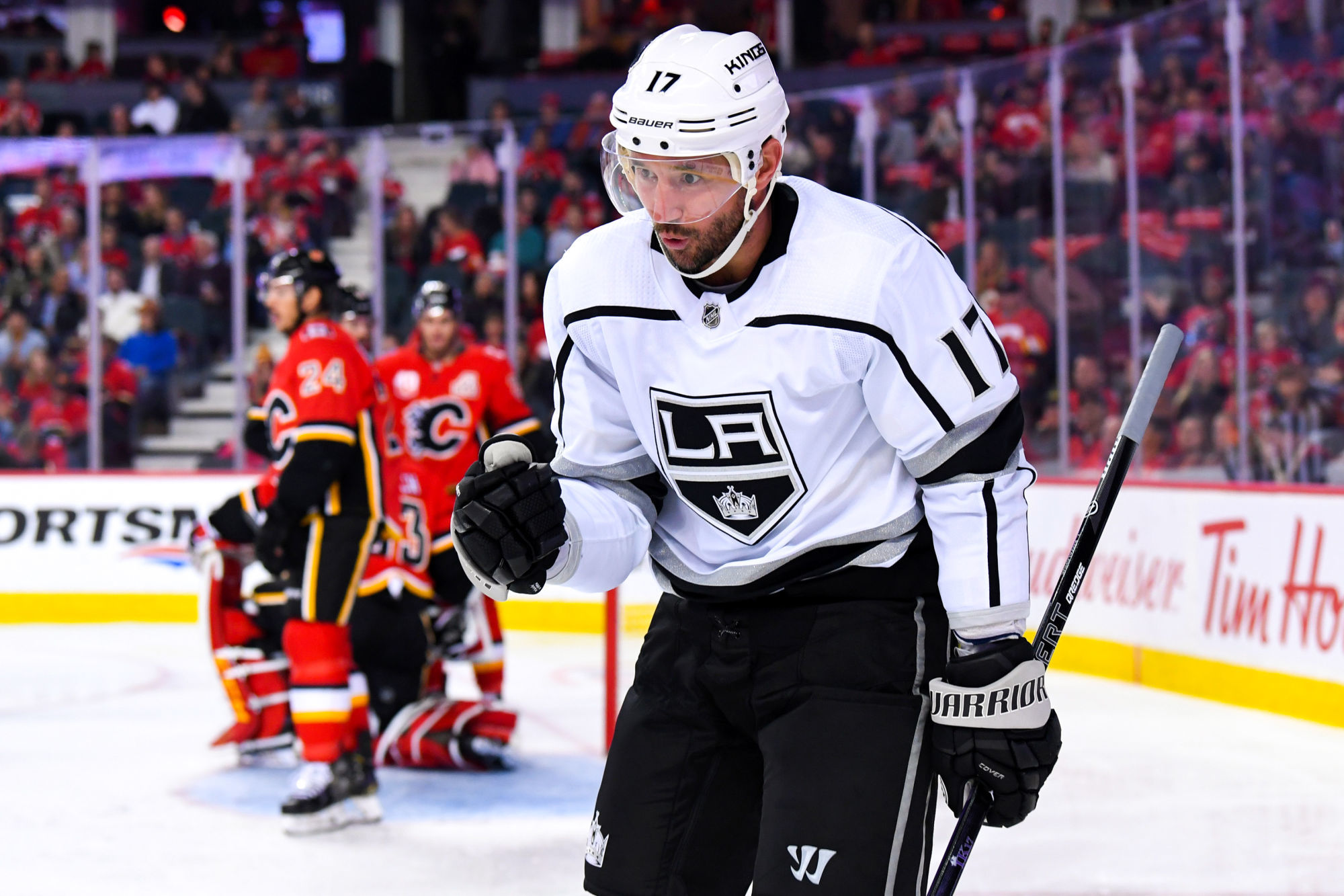 Oct 8, 2019; Calgary, Alberta, CAN; Los Angeles Kings left wing Ilya Kovalchuk (17) celebrates his second period goal against the Calgary Flames at Scotiabank Saddledome. Mandatory Credit: Candice Ward-USA TODAY Sports ..Photo by Icon Sport - Ilia KOVALTCHOUK - Scotiabank Saddledome - Calgary (Canada)
