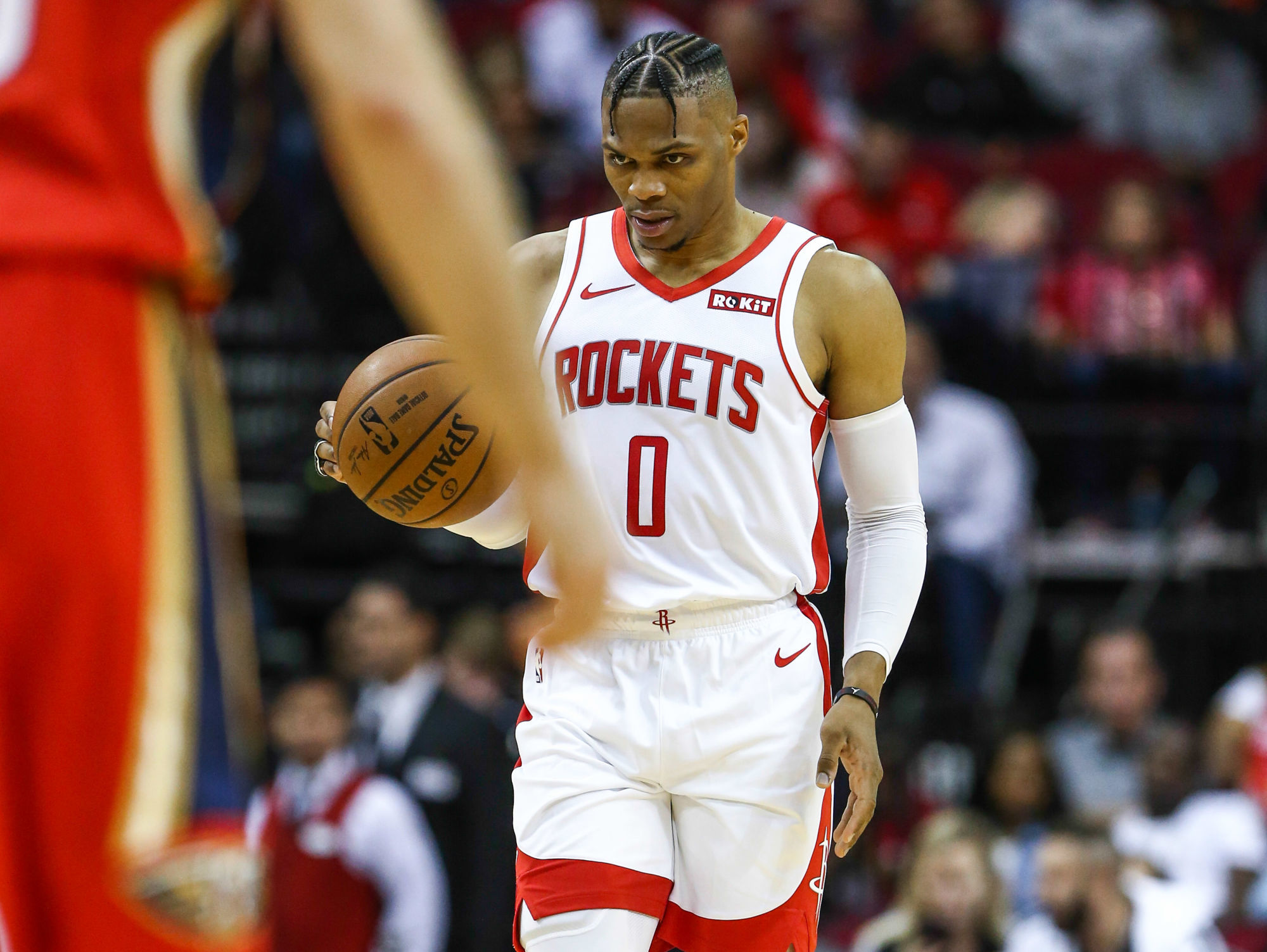 Oct 26, 2019; Houston, TX, USA; Houston Rockets guard Russell Westbrook (0) dribbles the ball during the first quarter against the New Orleans Pelicans at Toyota Center. Mandatory Credit: Troy Taormina-USA TODAY Sports/Sipa USA 


Photo by Icon Sport - Russell WESTBROOK - Toyota Center - Houston (Etats Unis)