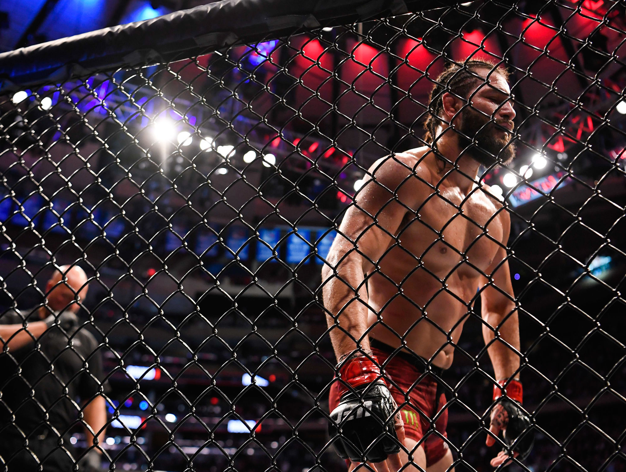 Nov 2, 2019; New York, NY, USA;  Jorge Masvidal (red gloves) defeats Nate Diaz (blue gloves) during UFC 244 at Madison Square Garden. Mandatory Credit: Sarah Stier-USA TODAY Sports/Sipa USA 

Photo by Icon Sport - Madison Square Garden - New York (Etats Unis)