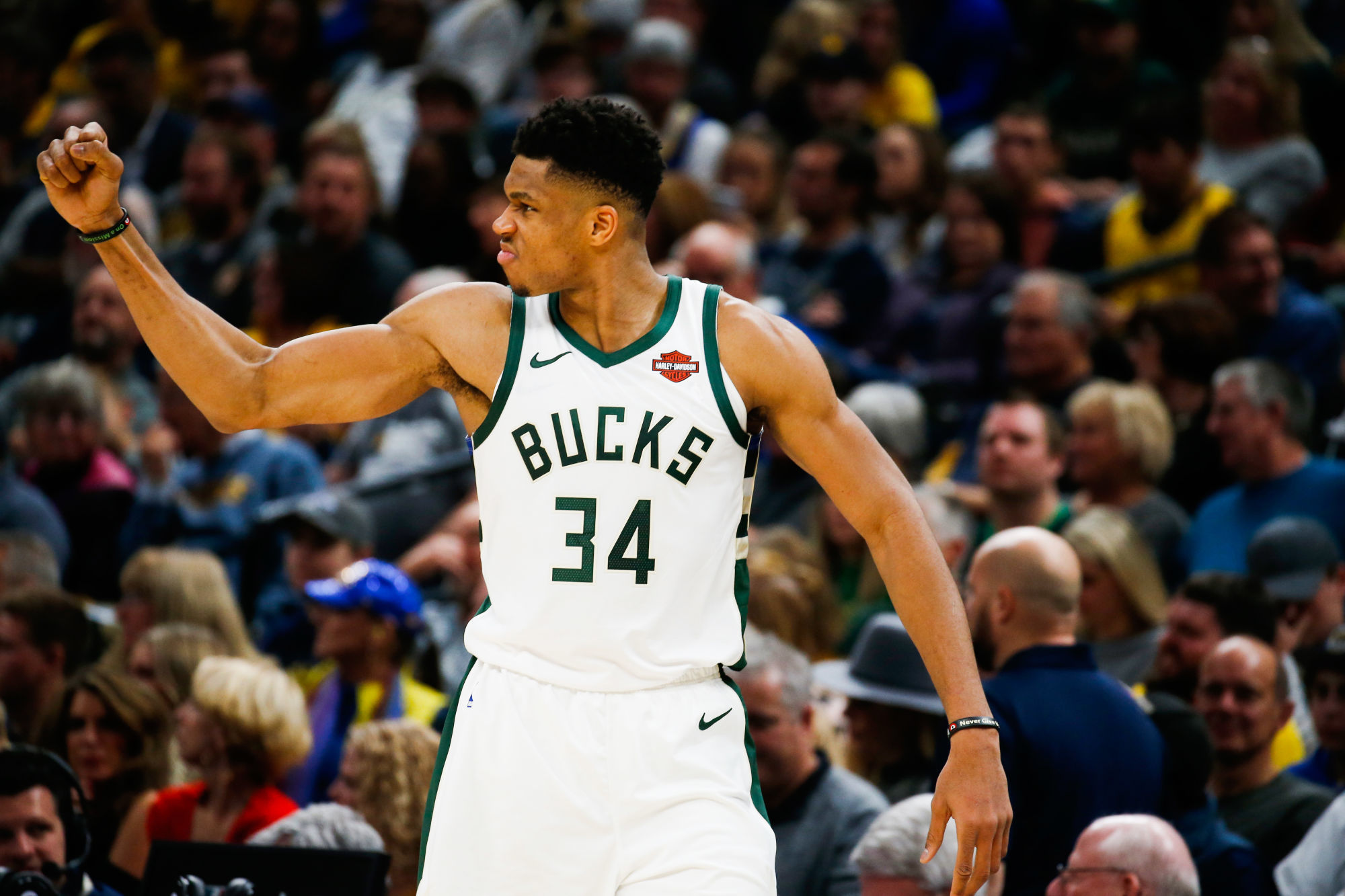 Nov 16, 2019; Indianapolis, IN, USA; Milwaukee Bucks forward Giannis Antetokounmpo (34) reacts after the Bucks score a basket against the Indiana Pacers during the fourth quarter at Bankers Life Fieldhouse. Mandatory Credit: Brian Spurlock-USA TODAY Sports/Sipa USA 

Photo by Icon Sport - Giannis ANTETOKOUNMPO - Bankers Life Fieldhouse - Indianapolis  (Etats Unis)