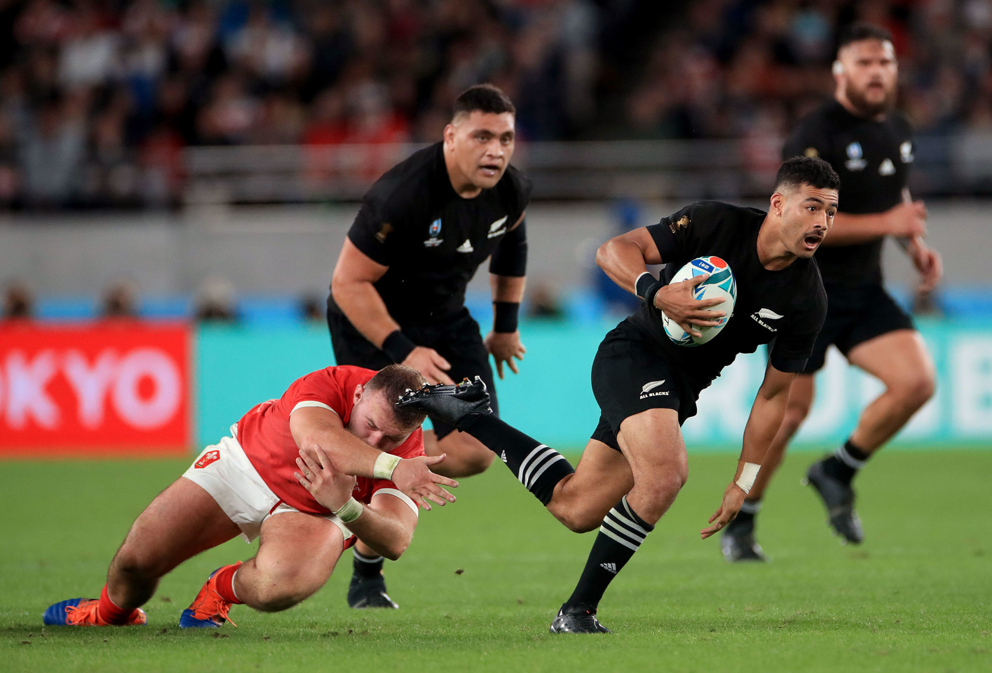 New Zealand's Richie Mo'unga in action during the 2019 Rugby World Cup bronze final match at Tokyo Stadium. 
Pa Images / Icon Sport