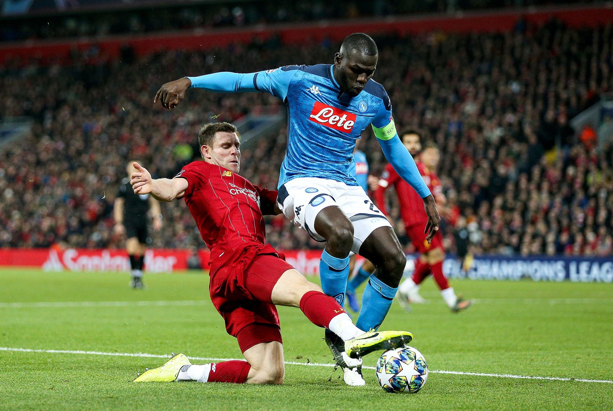 Liverpool's James Milner (left) and Napoli's Kalidou Koulibaly battle for the ball 


Photo by Icon Sport - Anfield Road - Liverpool (Angleterre)