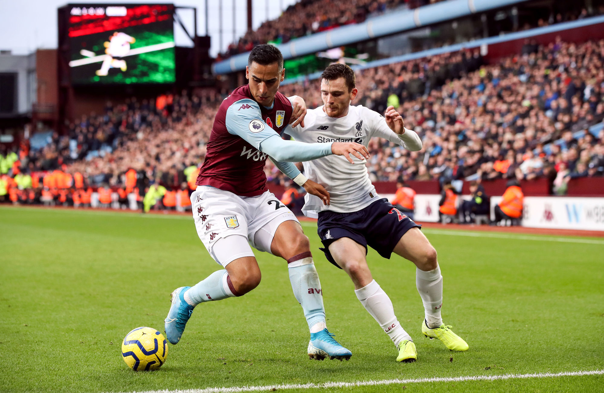 Aston Villa's Anwar El Ghazi (left) and Liverpool's Andrew Robertson battle for the ball during the Premier League match at Villa Park, Birmingham. 

Photo by Icon Sport - Villa Park - Birmingham (Angleterre)