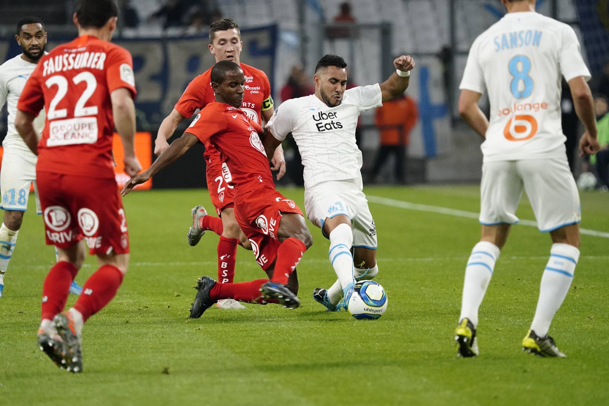 (R-L) Dimitri PAYET of Marseille and Ibrahima DIALLO of Brest during the Ligue 1 match between Marseille and Brest at Stade Velodrome on November 29, 2019 in Marseille, France. (Photo by Dave Winter/Icon Sport) - Orange Vélodrome - Marseille (France)
