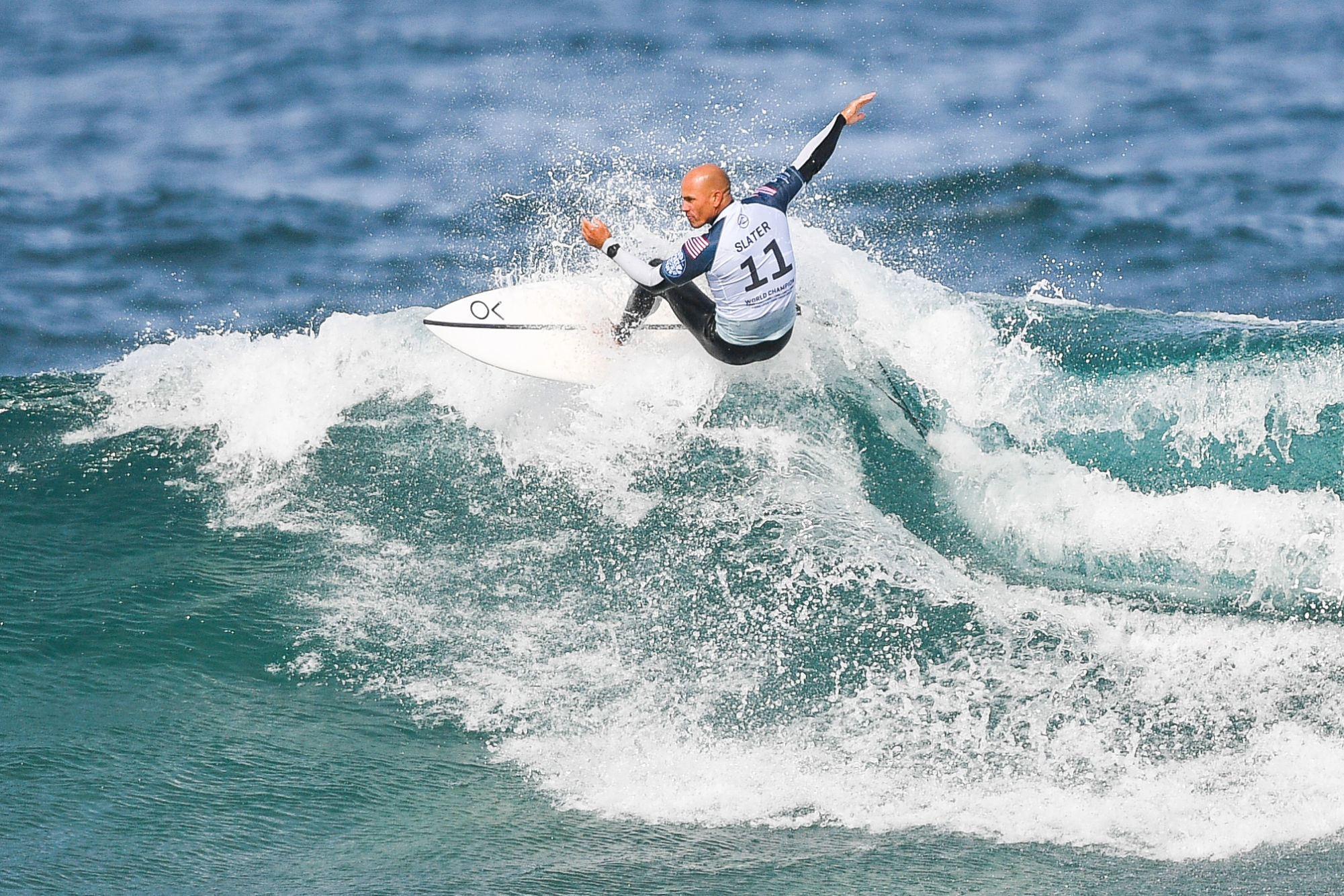 18th April 2019, Bells Beach, Victoria, Australia; World Surf League Rip Curl Pro Bells Beach Day 2; Kelly Slater of the United States surfs during a heat 
Photo : Actionplus / Icon Sport