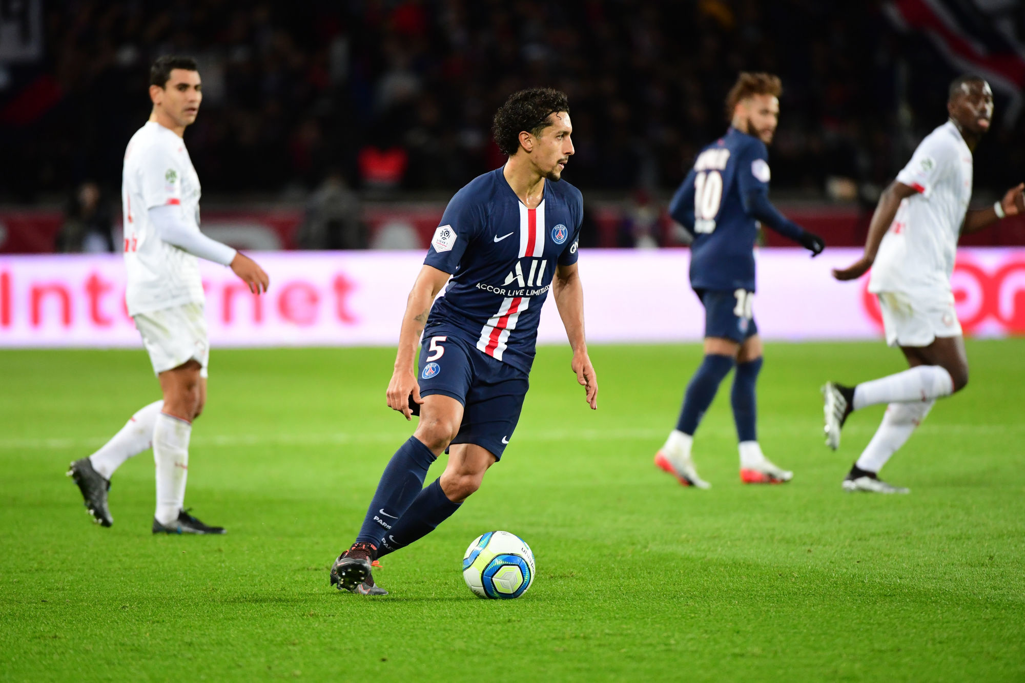 MARQUINHOS of PSG during the Ligue 1 match between Paris Saint-Germain and Lille OSC on November 22, 2019 in Paris, France. (Photo by Dave Winter/Icon Sport) - MARQUINHOS - Parc des Princes - Paris (France)